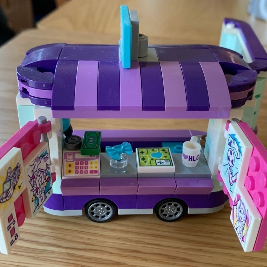 LEGO Friends 41332 - Emma’s konststativ