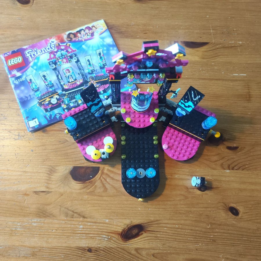 Lego Friends 41105 - Popstjärnans scen utan minifigur några andra delar saknas