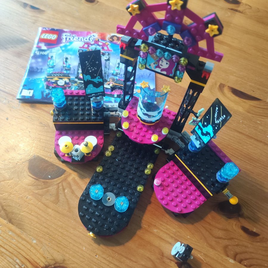 Lego Friends 41105 - Popstjärnans scen utan minifigur några andra delar saknas