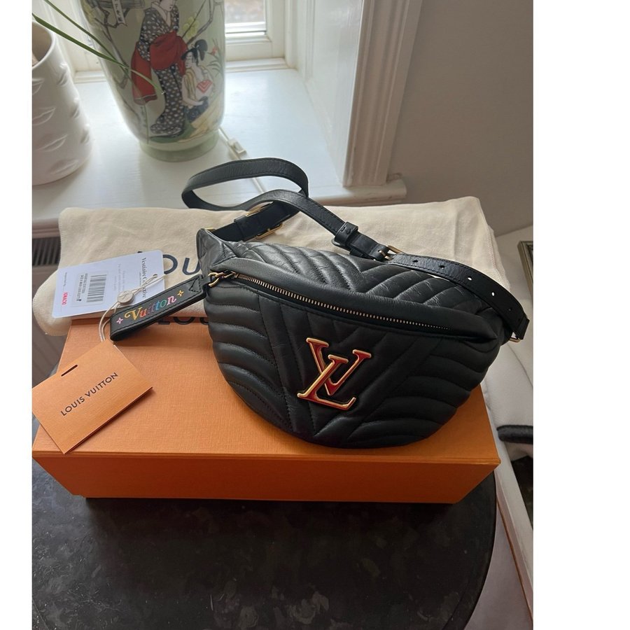 Louis Vuitton New Wave Leather bumbag/crossbody bag