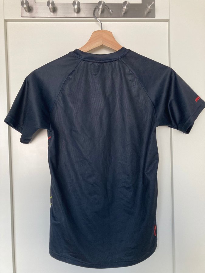 Specialized svart t-shirt storlek Y-M