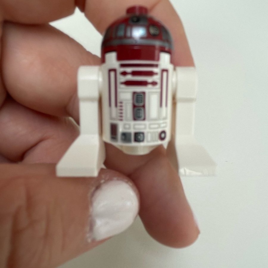 Lego Star Wars R2-D2 R4-P17 och R5-D4