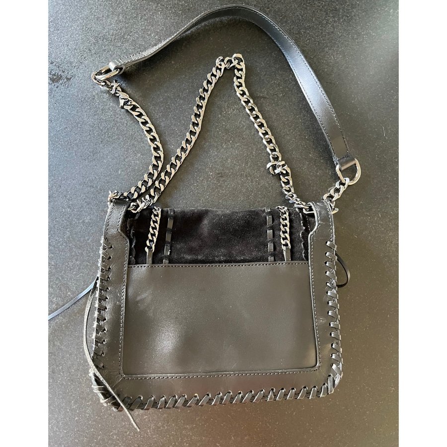 Fin skinnväska, crossbody ZARA