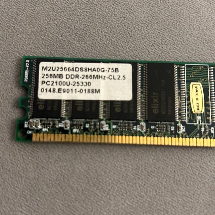 256MB DDR-266MHz CL2.5 PC2100U-25330