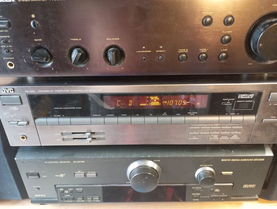 JVC RX-305L FM/MW/LW Computer Controlled Receiver