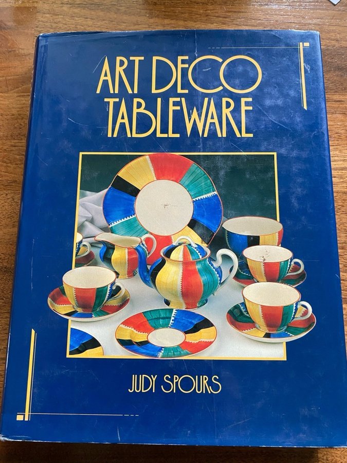 BOK om ART DECO Art Deco Tableware, Art Deco servis, Art Deco tallrik