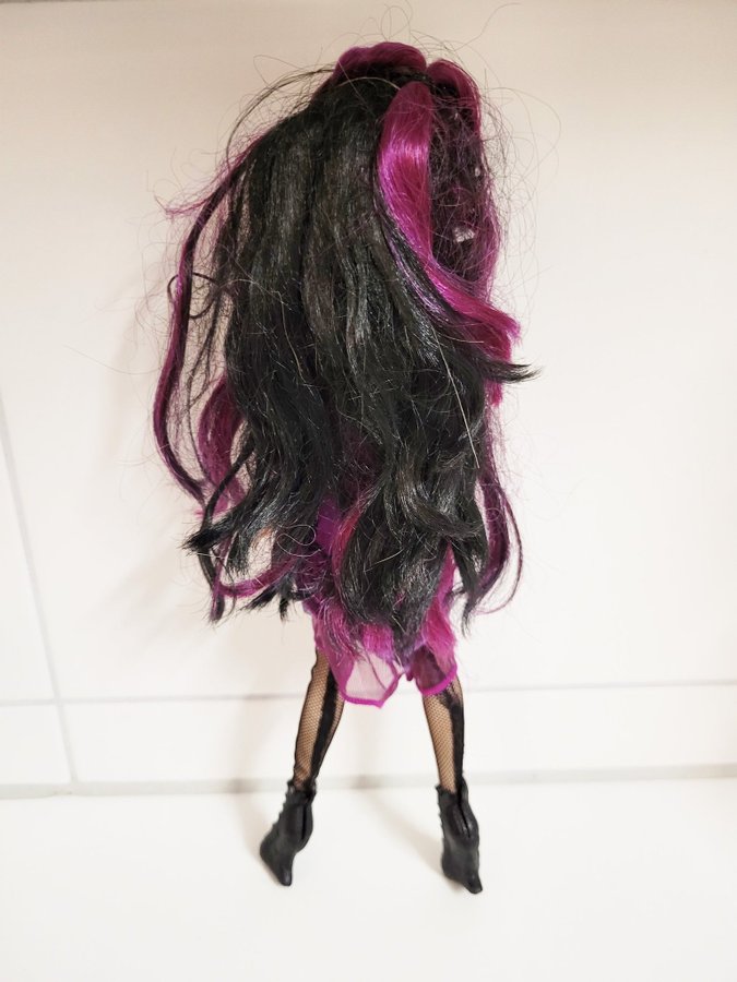 Ever After High - Raven Queen Doll