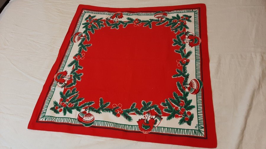 TRYCKT JULDUK SIGNERAD PAX 68 X 65 CM LINNE JULKULOR RETRO VINTAGE I FINT SKICK