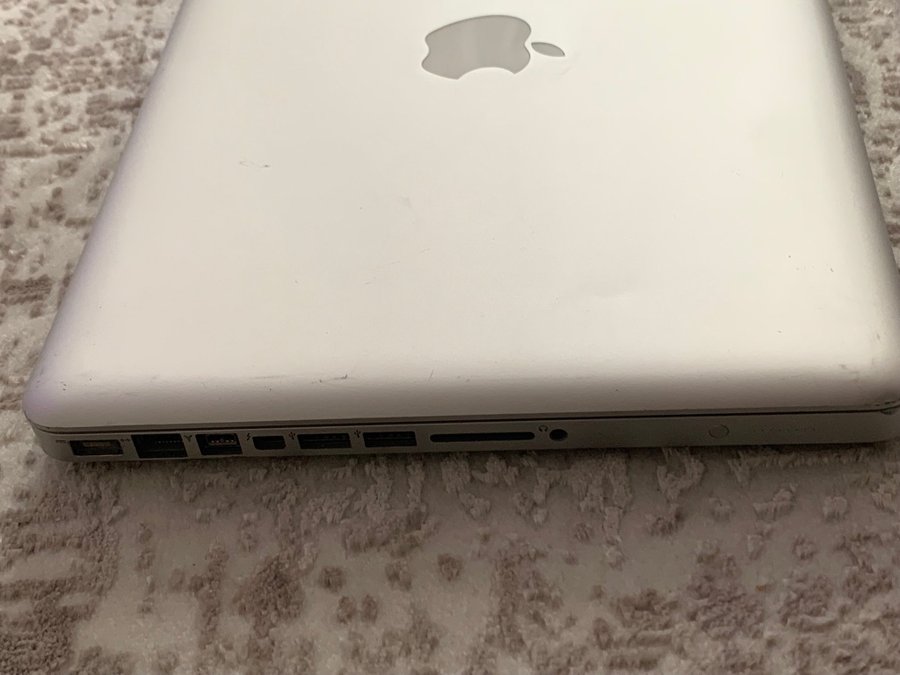 MacBook Pro sent 2011 13 tum