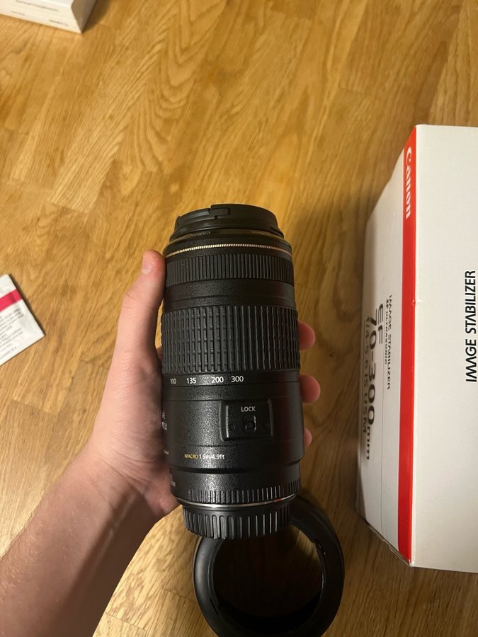 Canon EF 70-300mm f/4-56 IS USM Objektiv