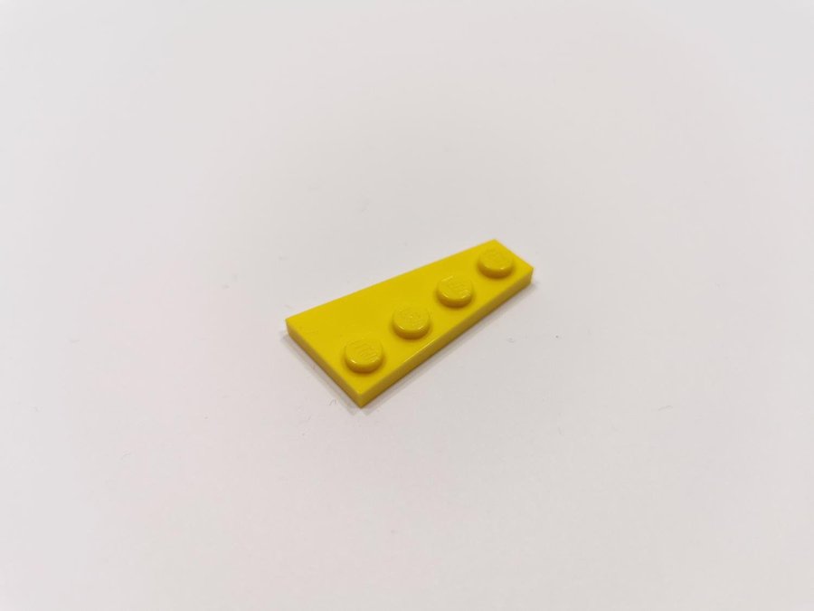 Lego - wedge - vinge - plate - vänster - 4x2 - part 41770 - gul