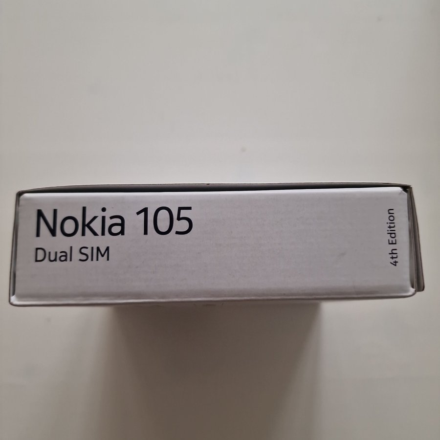 HELT NY Nokia 105 obruten förpackning