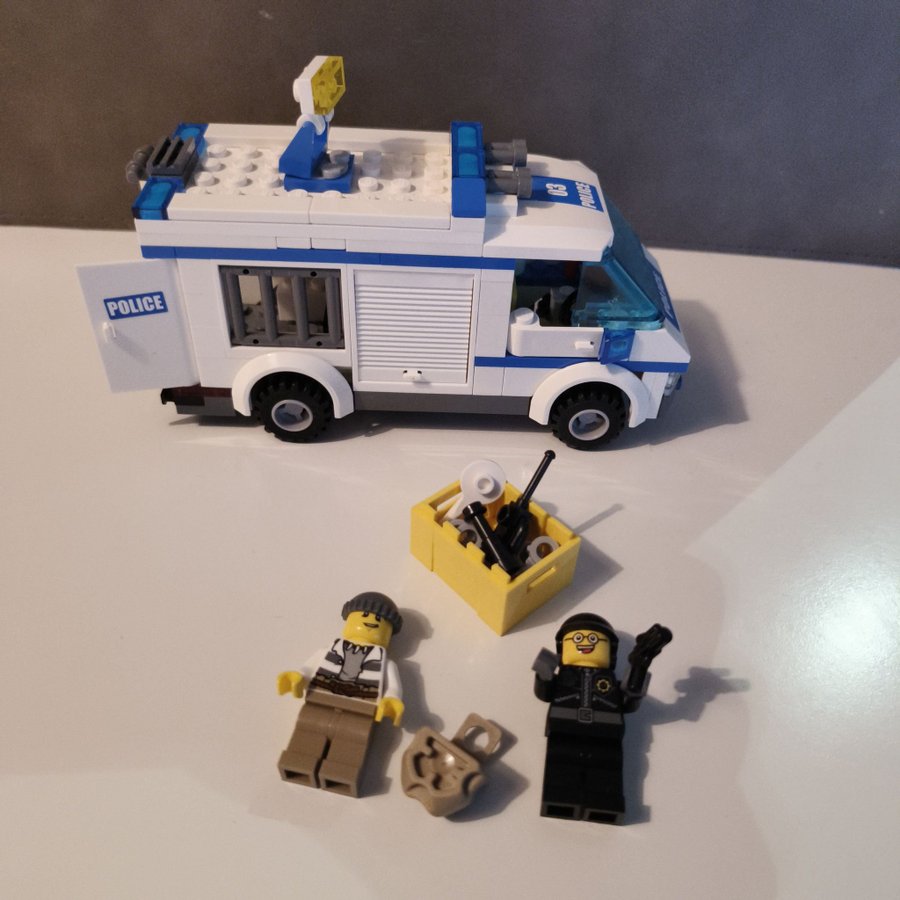 Lego Polisbil med Fånge