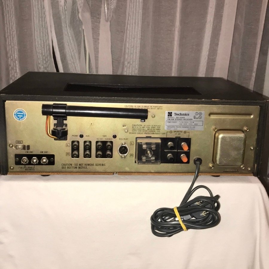 TECHNICS VINTAGE AMPLITUNER STEREO SA-5060