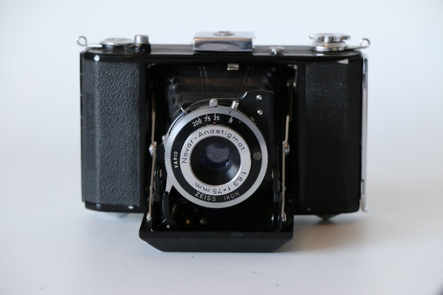 Zeiss Ikon 515/16 med Novar Anastigmat 75mm 63