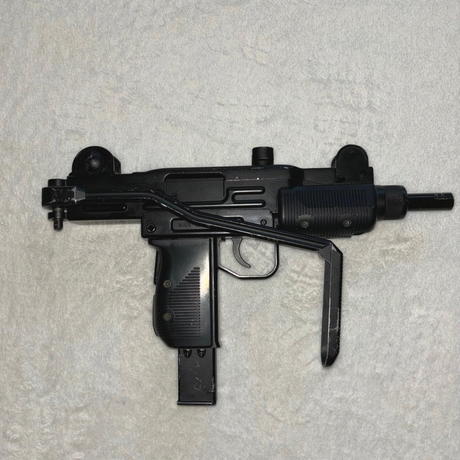 Swiss Arms co2 full auto blowback UZI