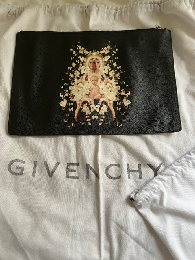 Givenchy clutch