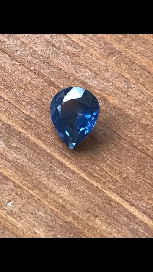 Safir 17 carat