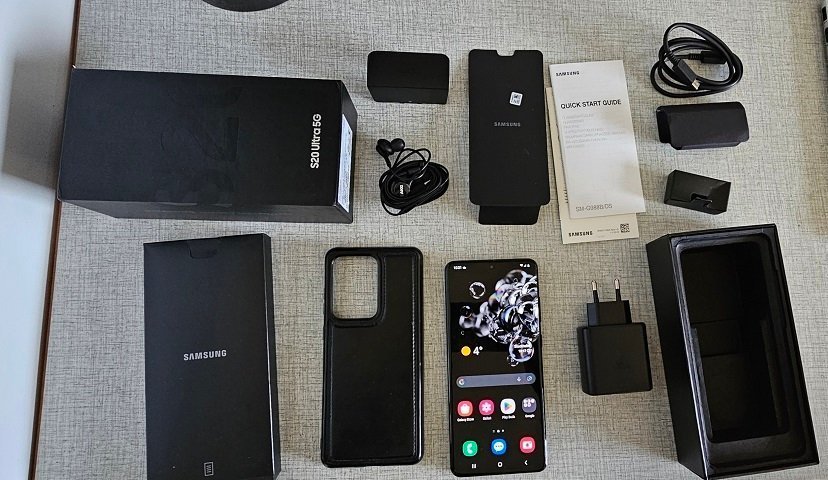 Olåst svart Samsung S20 Ultra 5G 128GB 12GB RAM inkl. laddare