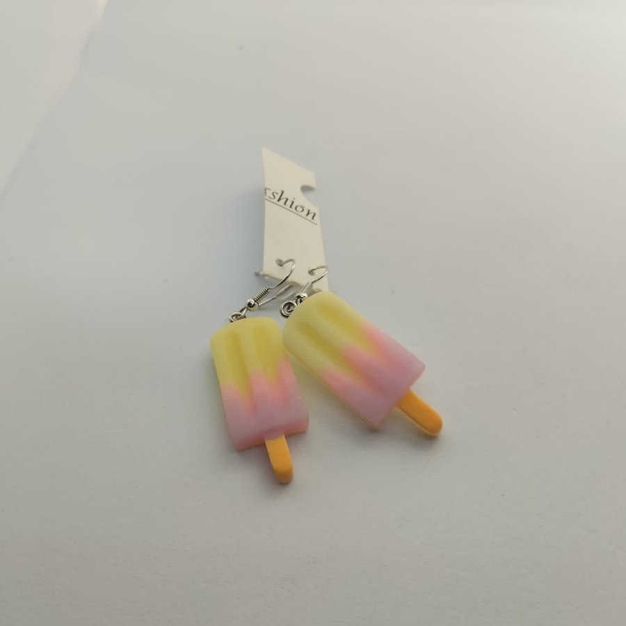 Unika roliga örhängen med glassar, glass, ice cream earrings