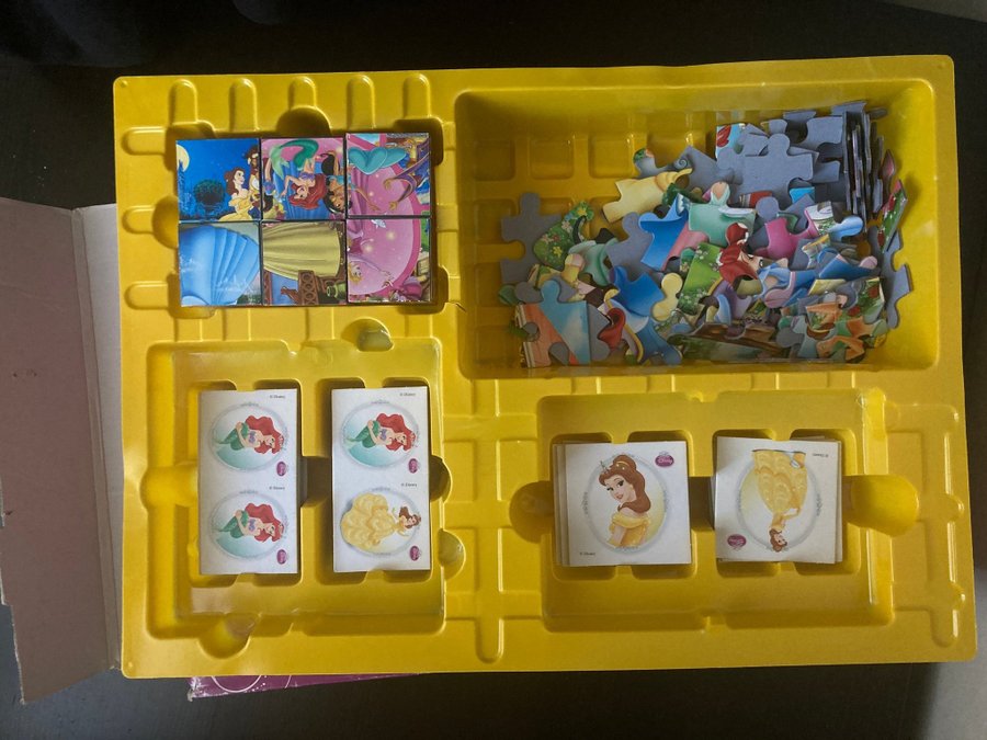 Disney Princess Compendium 4 in 1 spel pussel memory domino klossar