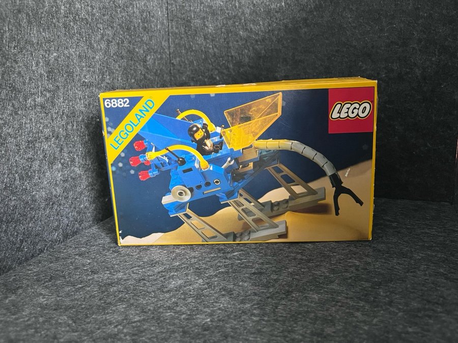 LEGO 6882 - Space Explorer