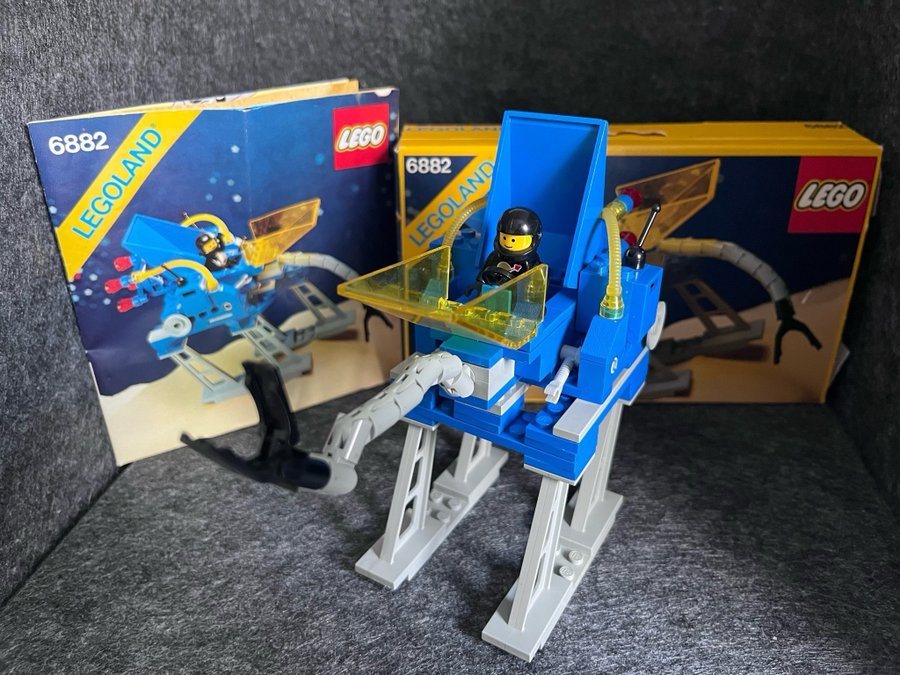 LEGO 6882 - Space Explorer