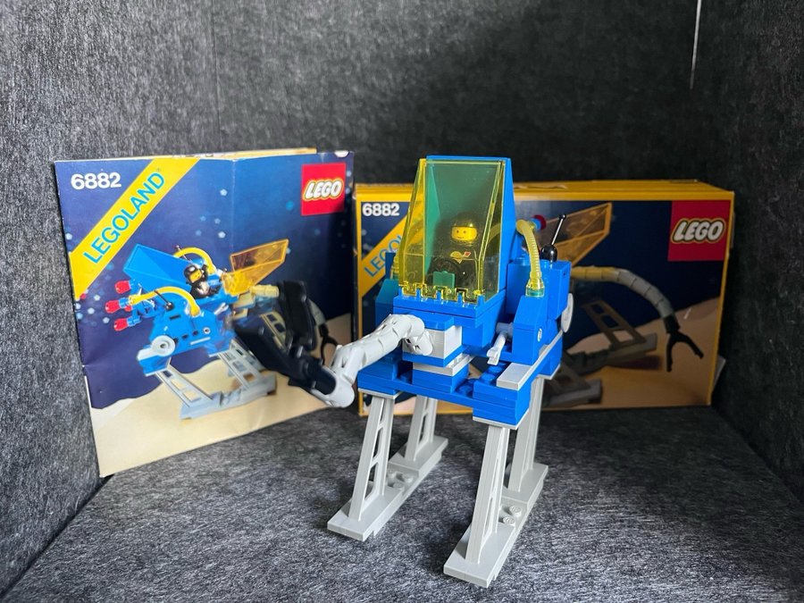 LEGO 6882 - Space Explorer