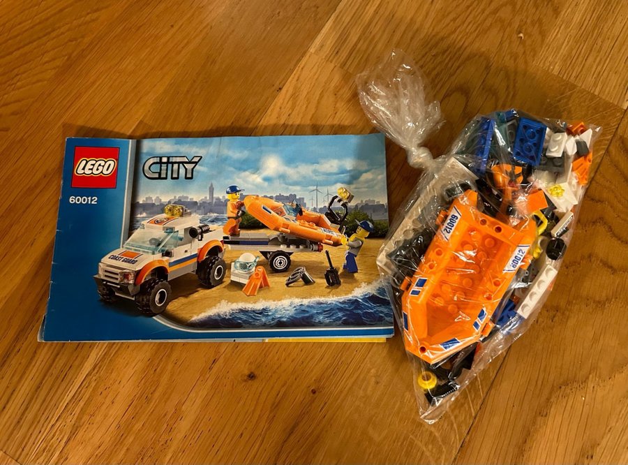 Lego City, Fyrhjulsdriven Bil och Dykarbåt