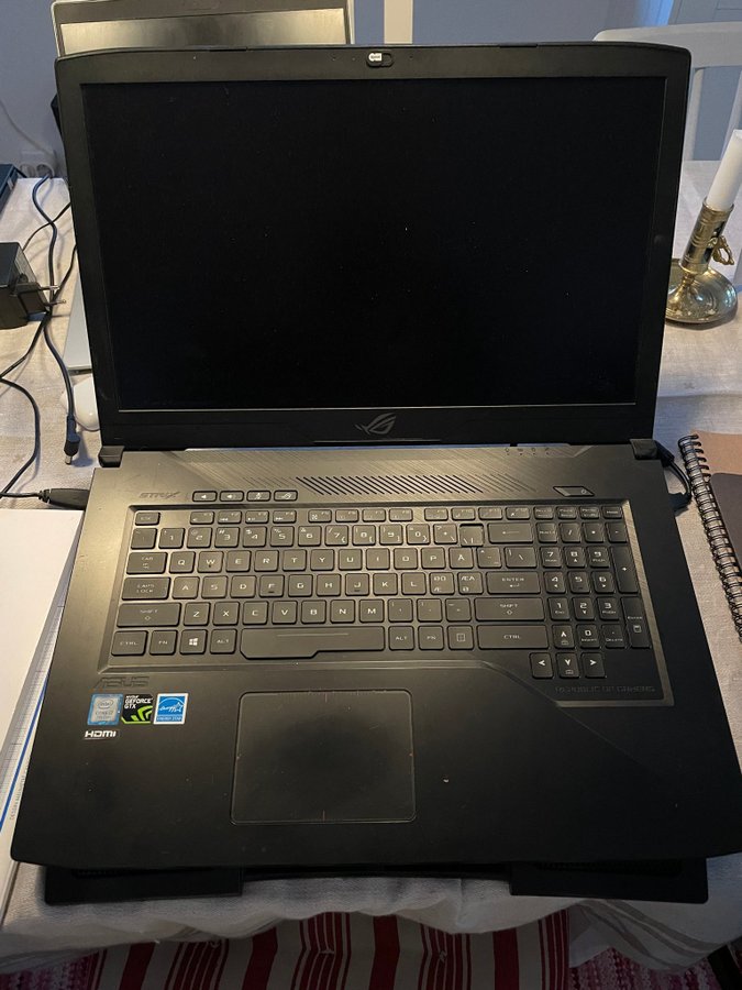 ASUS GL703V