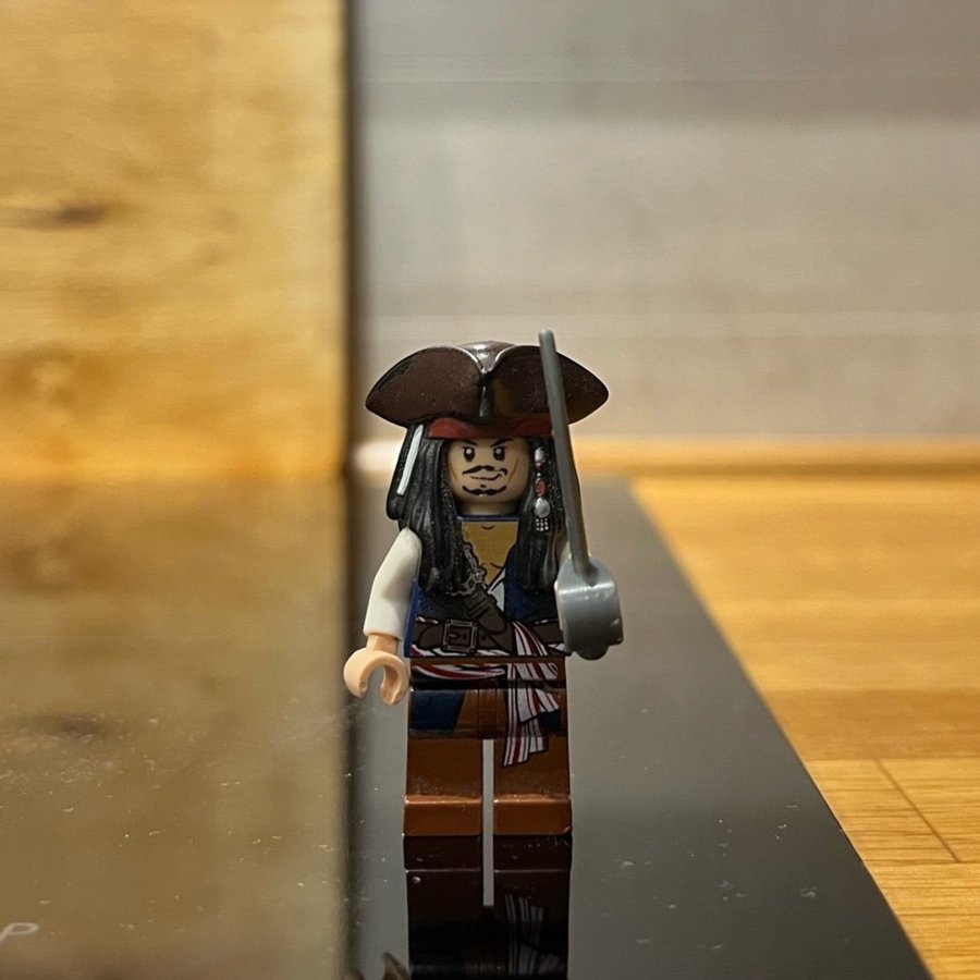 LEGO Minifigur Jack Sparrow