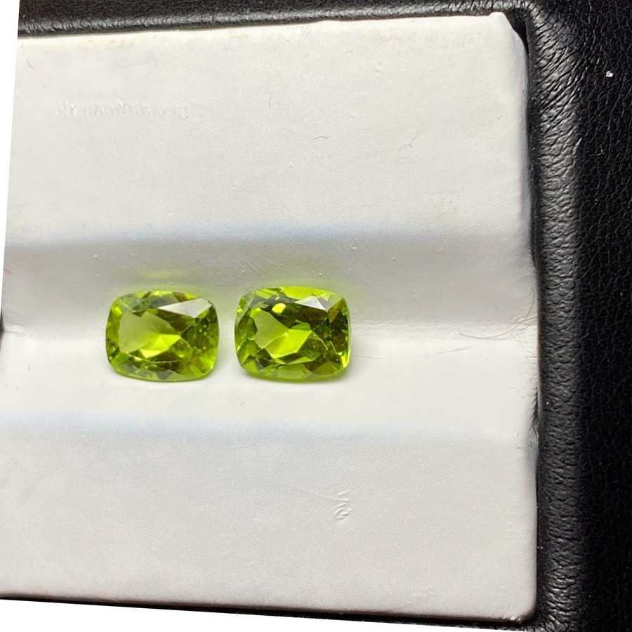 Peridot 3 carat