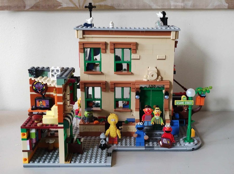 LEGO 21324 Sesame Street