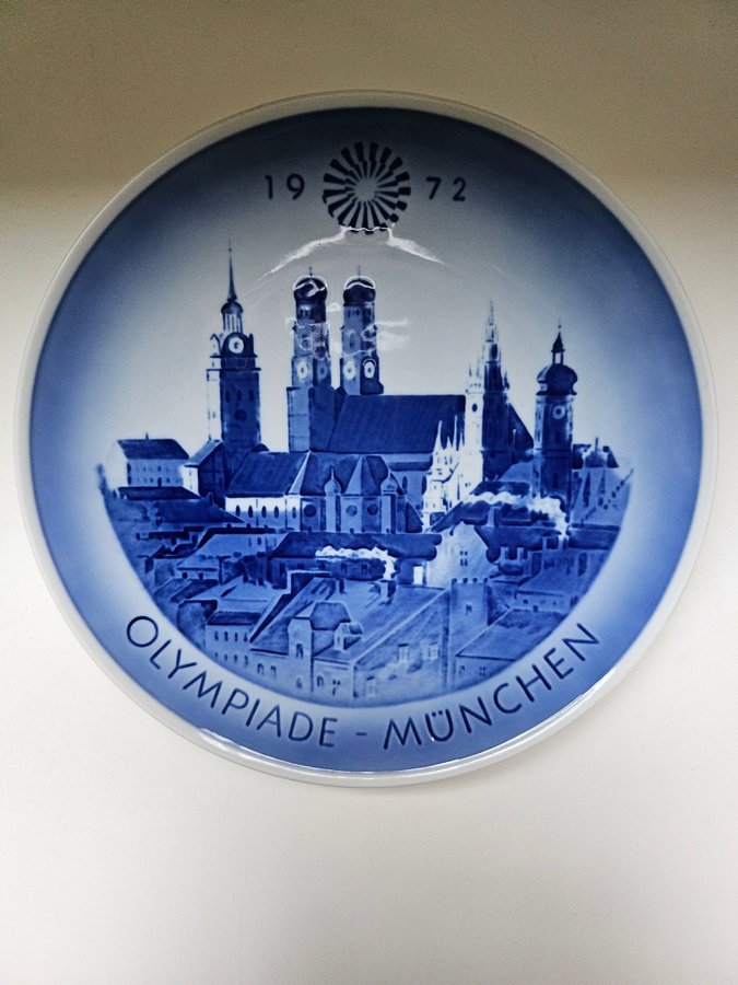 Jubileumstallrik väggtallrik Royal Copenhagen Olympiaden 1972