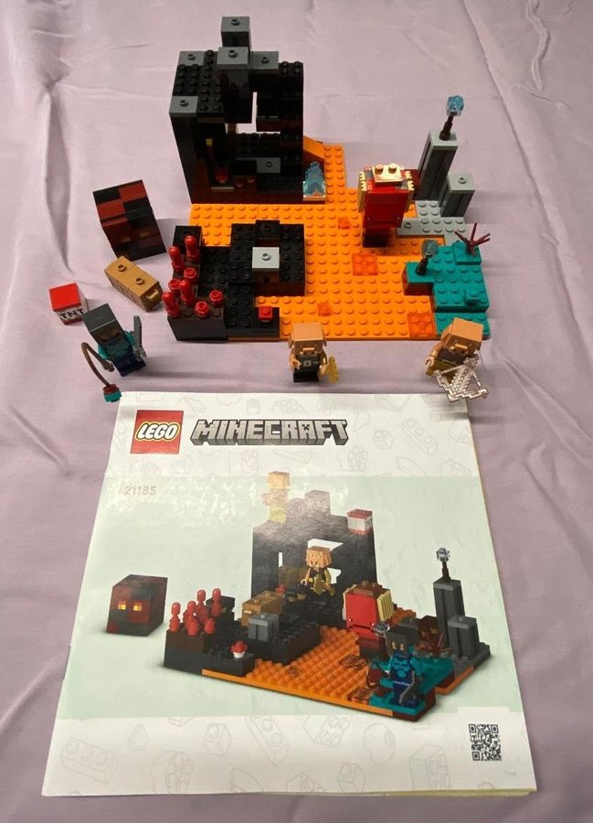 LEGO Minecraft 21185 Netherbastionen