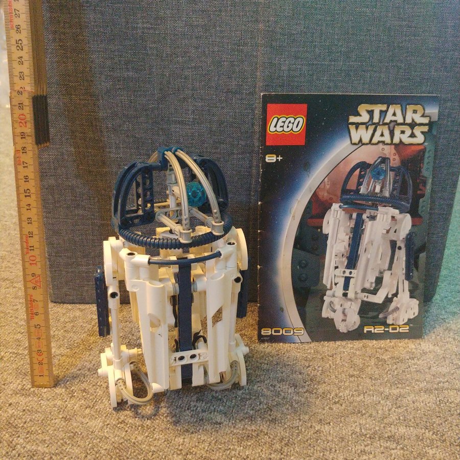 Lego Technic 8009 Star Wars R2-D2