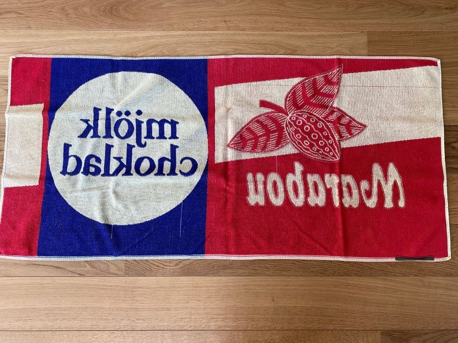 Marabou mjölkchoklad badhandduk badlakan frotté retro 70-tal / 80-tal