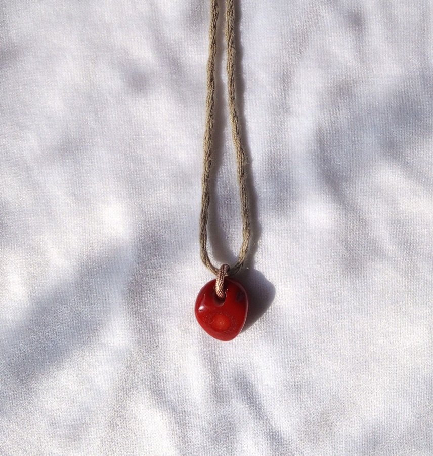 Korall hänge / korall halsband Red cherry coral