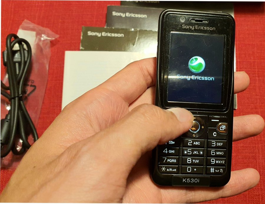 Sony Ericsson K530i