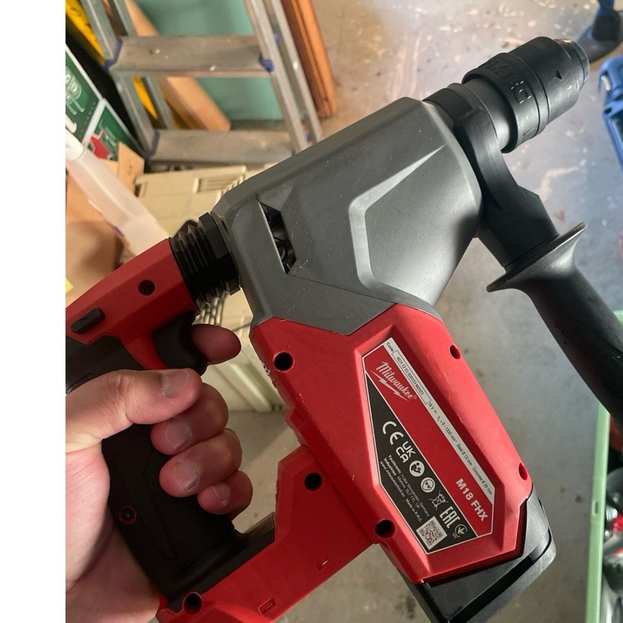 Milwaukee M 18 FHX SDS-Plus slagborrmaskin