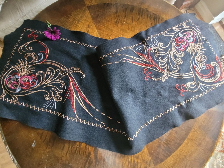 Vacker gammal höst duk handbroderad jugend stil 40×122cm2