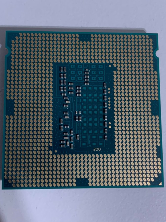 Intel® Core™ i5-4670K 3.40 GHz - 3.80 GHz (LGA 1150)