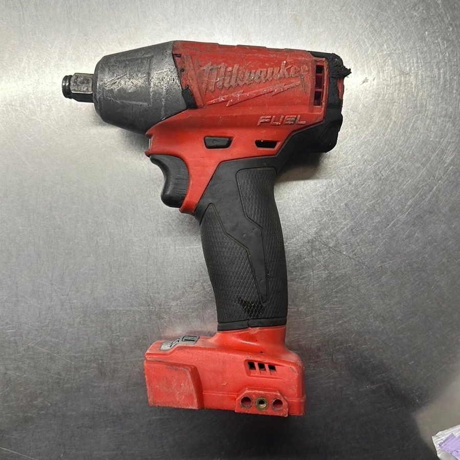 Milwaukee M18 mutterdragare