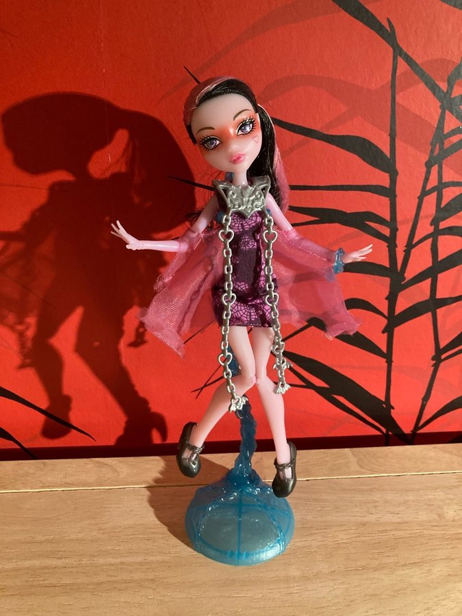 Monster High Draculaura Doll