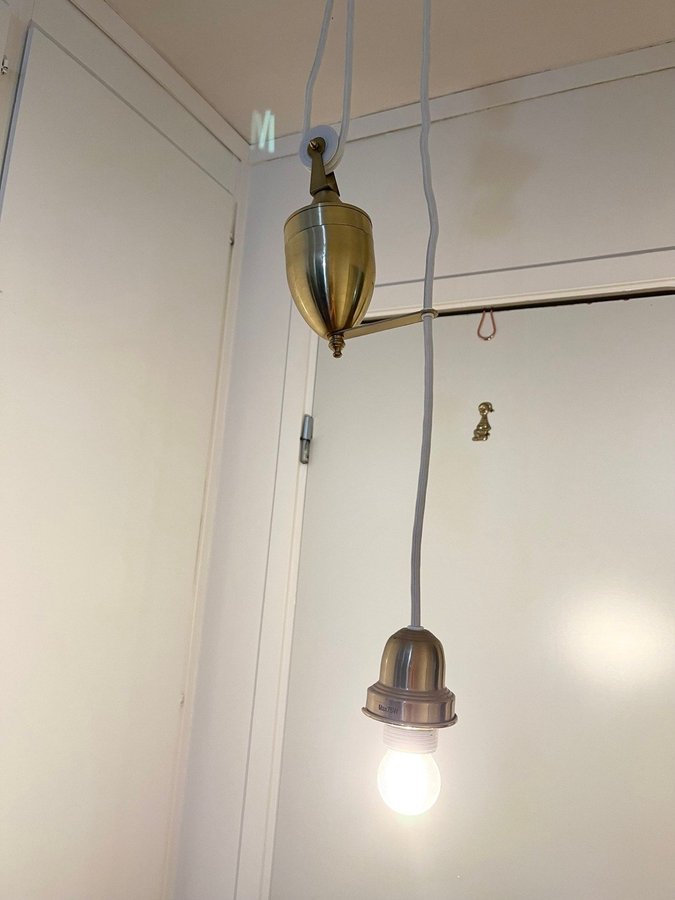 RETRO HISSLAMPA LAMPHISS LAMPA HISS LOD PORSLIN MÄSSING IKEA