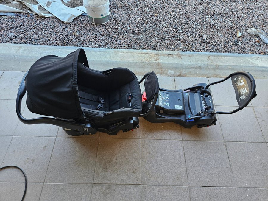 Britax Römer Baby-Safe i-Size bilbarnstol