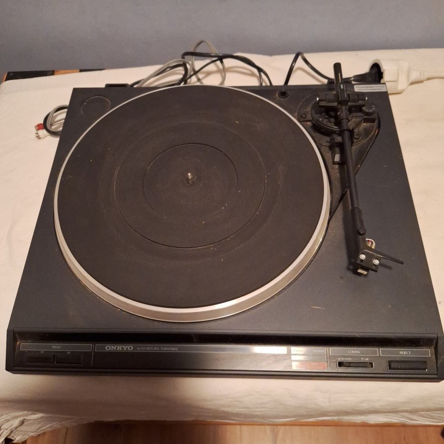 ONKYO CP-1022A Skivspelare