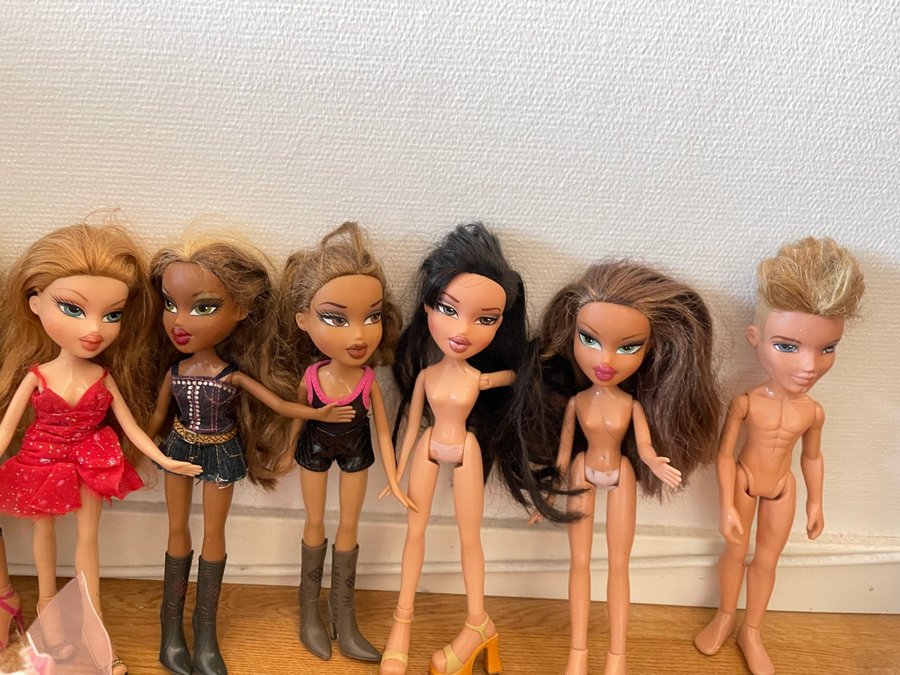 Bratz dockor enormt parti med 29 dockor och