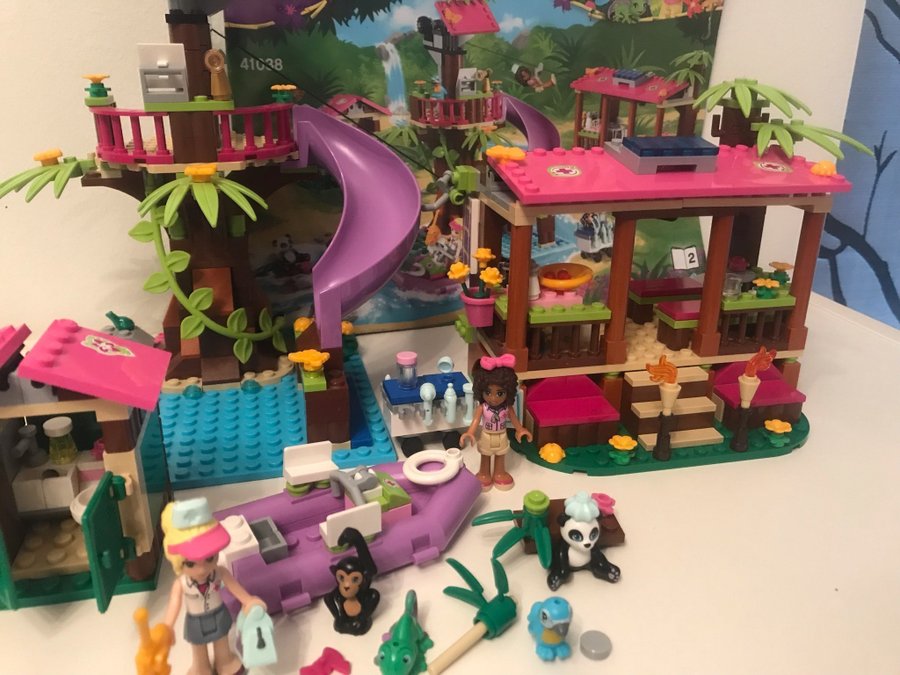 Lego Friends 41038 Räddningsstationer i djungeln med låda