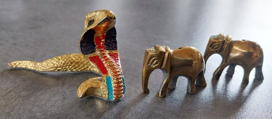 Figurin Mässing, COBRA (1st), ELEFANT (2st)